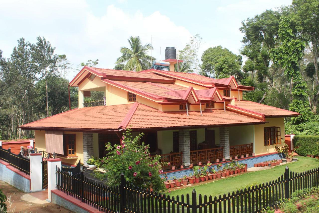 Whistling Woods Farm Stay Kushalnagar Exterior photo